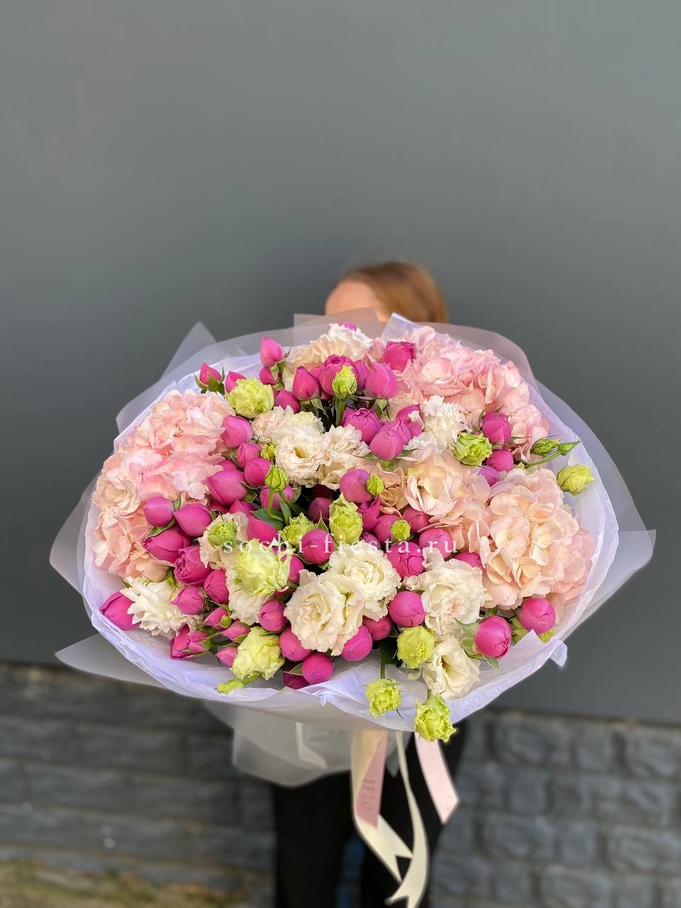  Букет  гортензий и Мисти в Хосте и Кудепсте