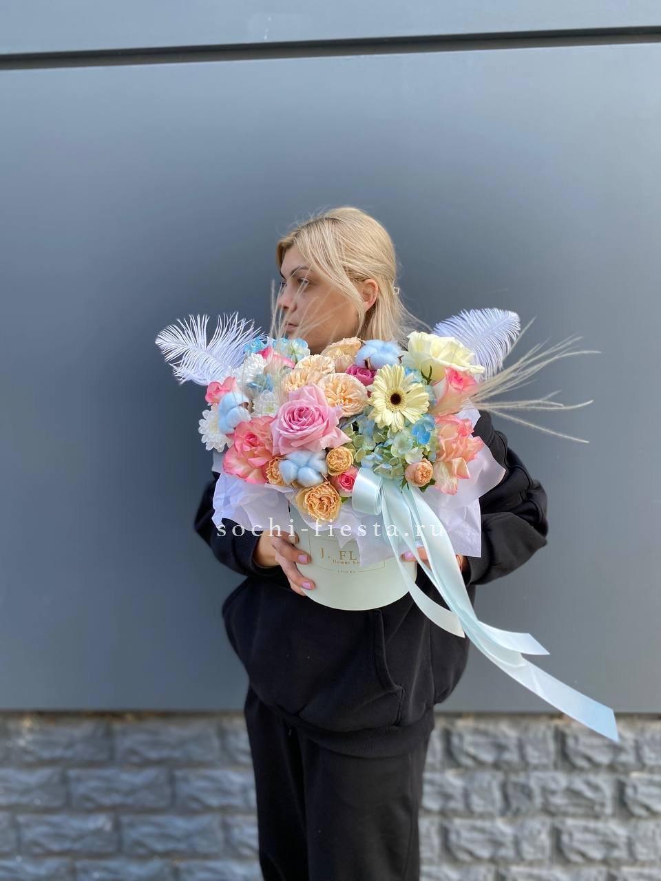 Бокс "Голубая нева" в Хосте и Кудепсте