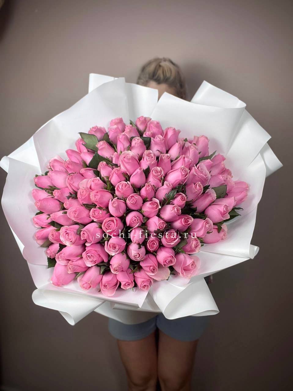 101 роза селеб в Хосте и Кудепсте