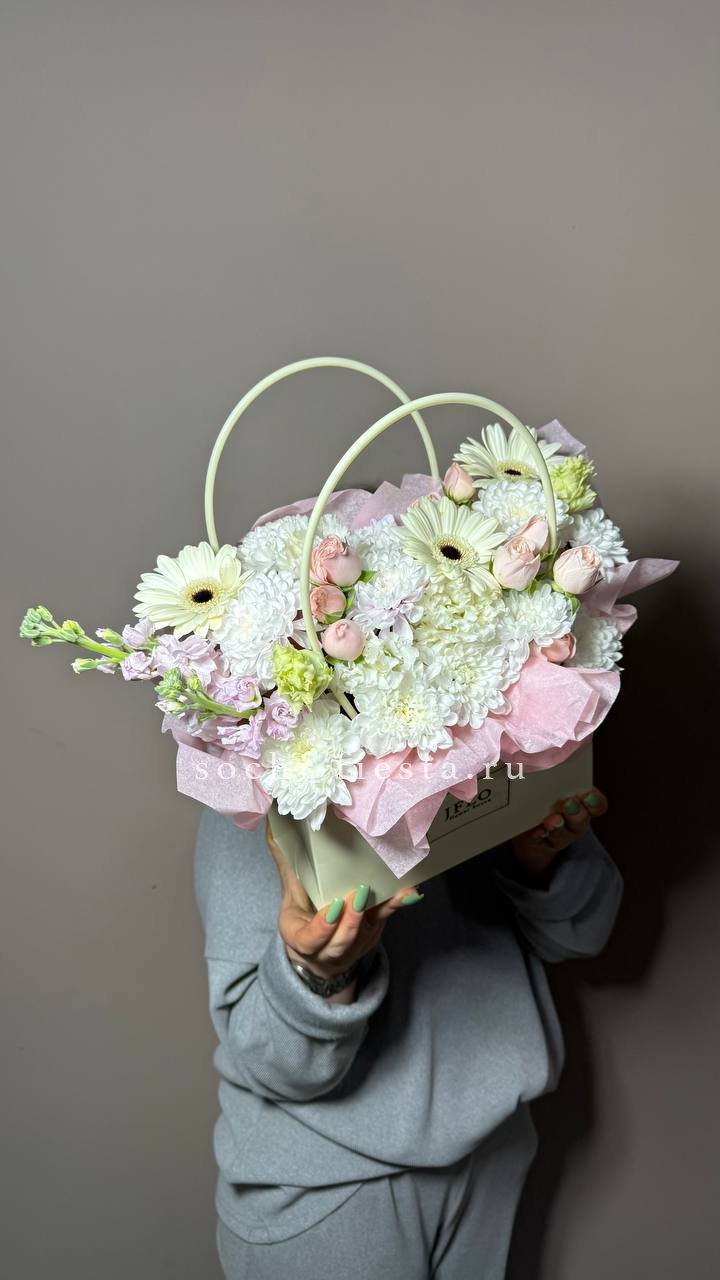 Сумочка "Белый рассвет" в Хосте и Кудепсте