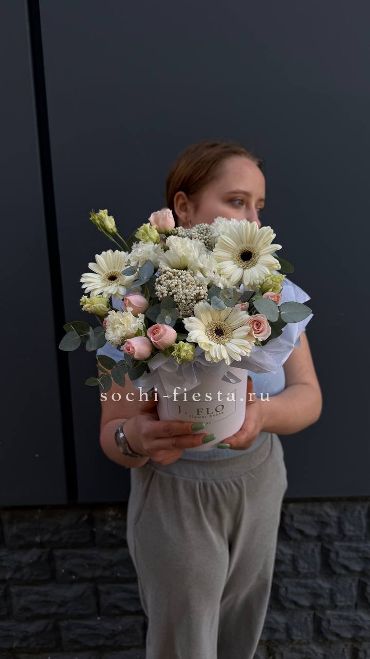 Бокс "Мои поцелуи" в Хосте и Кудепсте