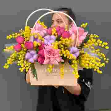 Сумочка мимозы и роз "Primavera" в Хосте и Кудепсте