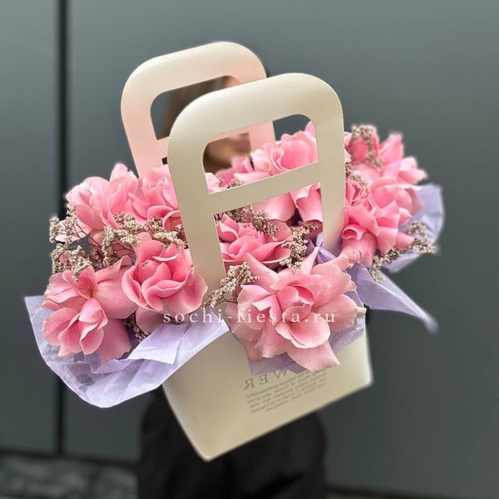 Сумочка розовых роз "Plinkil" в Хосте и Кудепсте