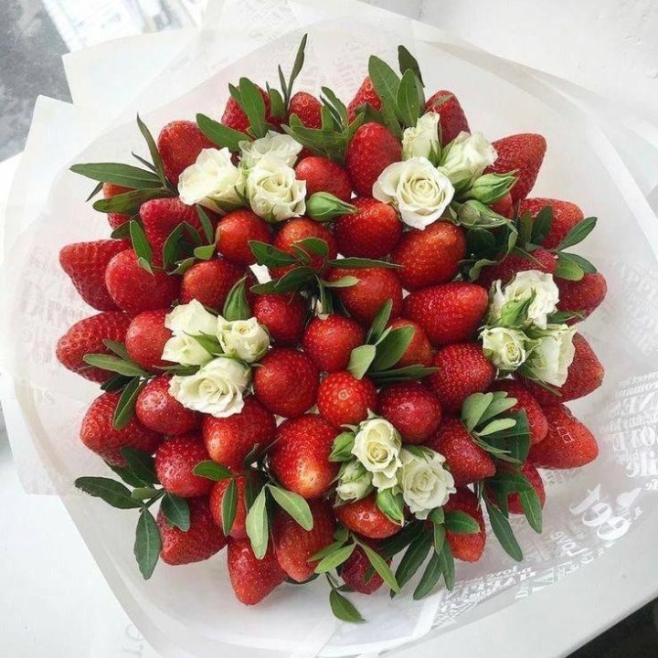 Клубника со сливками №2 в Хосте и Кудепсте