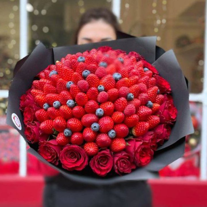 Клубничный бум №2 в Хосте и Кудепсте