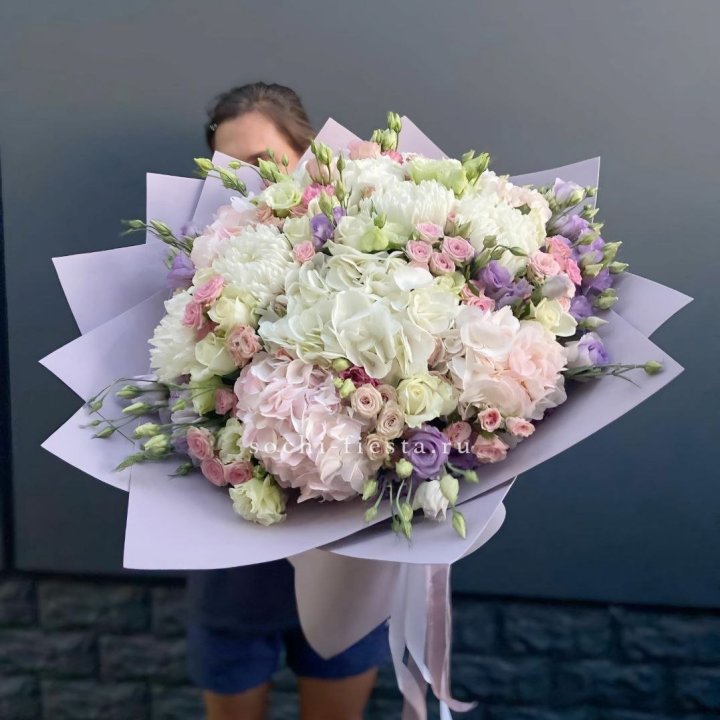 Макси-букет "Флоренция" в Хосте и Кудепсте