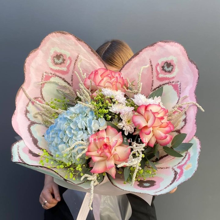 Дизайнерский букет Butterfly в Хосте и Кудепсте