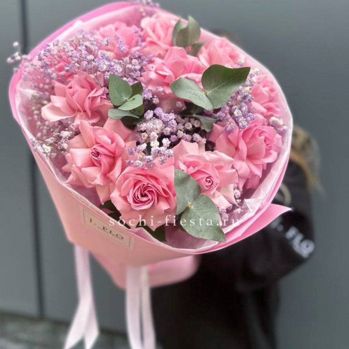 Розовые французские розы PinkNice в Хосте и Кудепсте