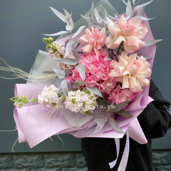 Букет "Fortuna" в Хосте и Кудепсте