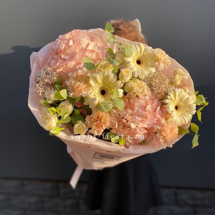  Букет  "Свежесть" в Хосте и Кудепсте