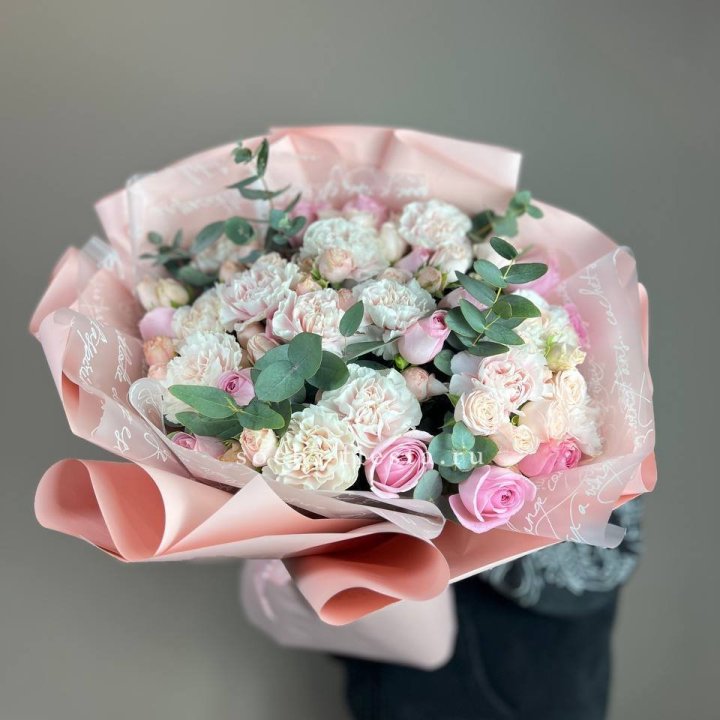  Букет  "LOVE" в Хосте и Кудепсте