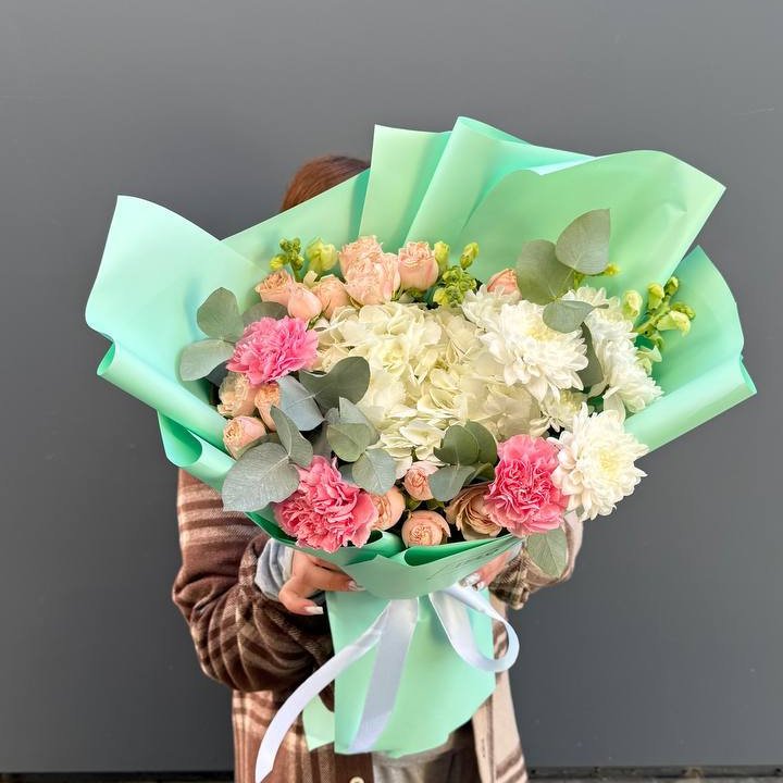 Букет "Лунное сияние" в Хосте и Кудепсте