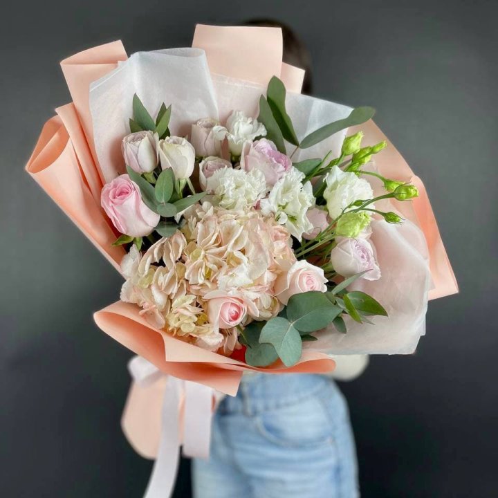 Букет с гортензией "Clouds" в Хосте и Кудепсте