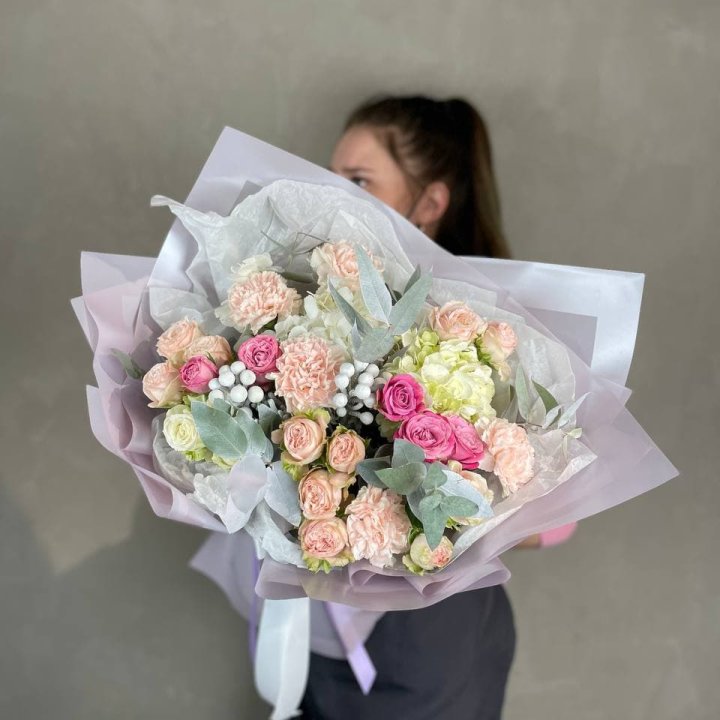 Дизайнерский букет №19 в Хосте и Кудепсте