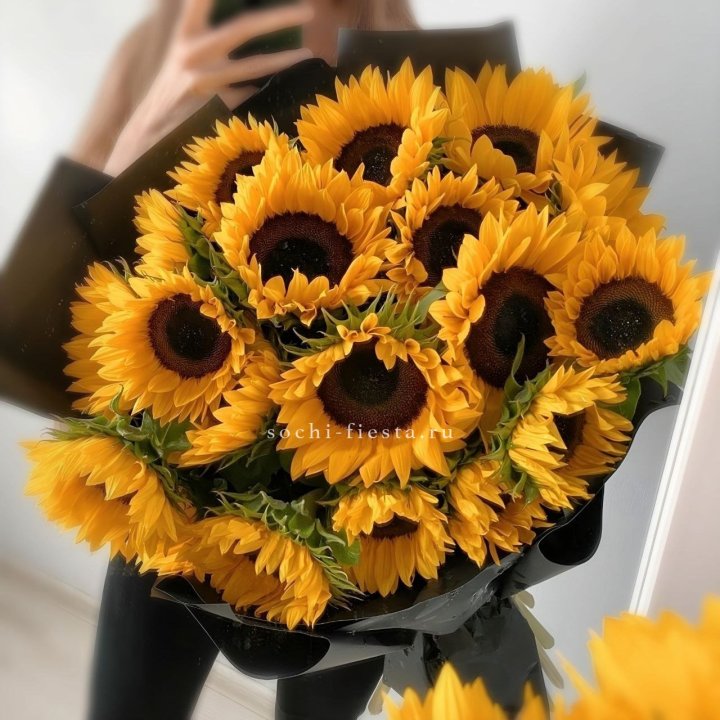 Букет подсолнухов "Sun" в Хосте и Кудепсте
