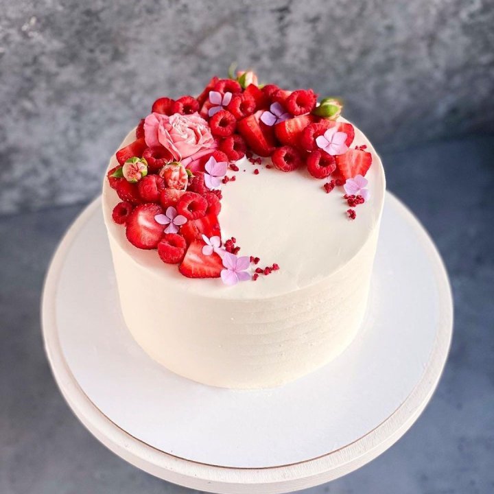 Торт "Малина" в Хосте и Кудепсте