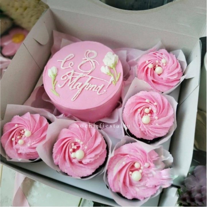 Капкейки и бенто-торт "8 марта!" в Хосте и Кудепсте