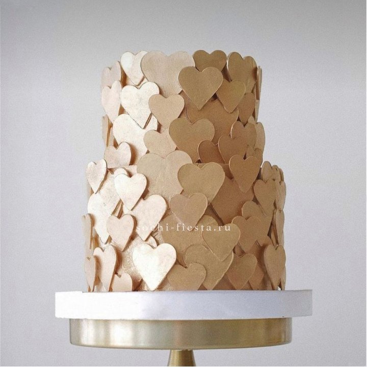 Торт "Hearts" gold в Хосте и Кудепсте