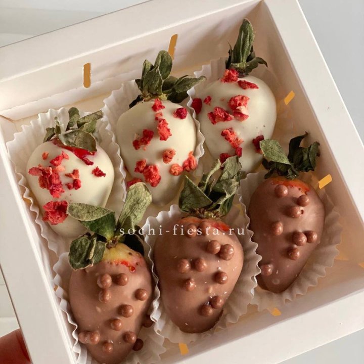 Клубника в шоколаде 6 ягод в Хосте и Кудепсте