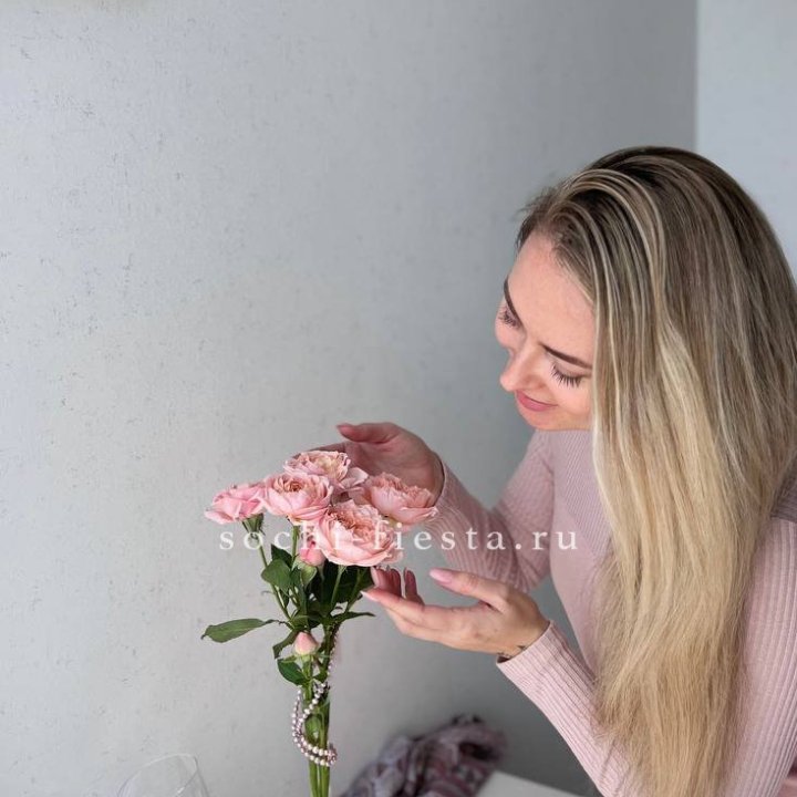 Цветочная подписка Пакет S в Хосте и Кудепсте