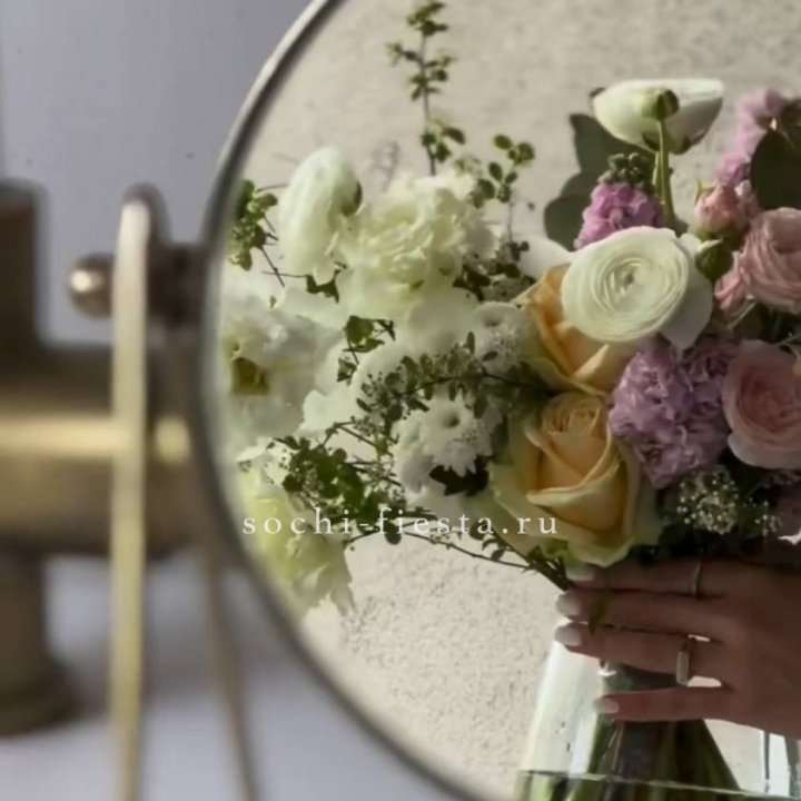 Цветочная подписка Пакет M в Хосте и Кудепсте