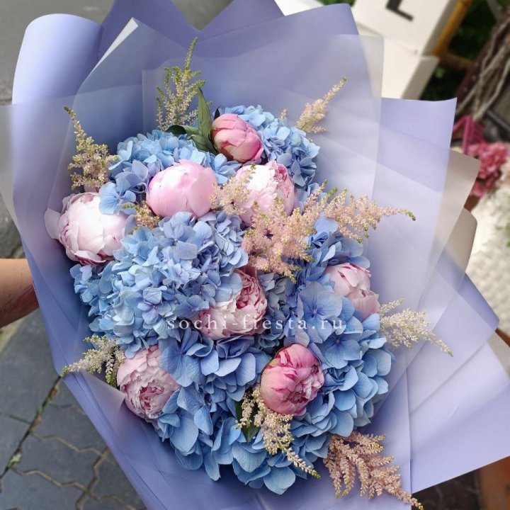 Дизайнерский букет с гортензией №3 в Хосте и Кудепсте