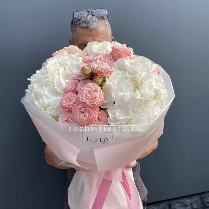 Авторский букет "Kiko" в Хосте и Кудепсте