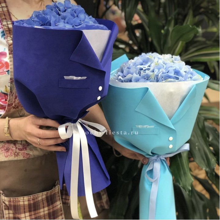 Букет с гортензией с пиджаком в Хосте и Кудепсте