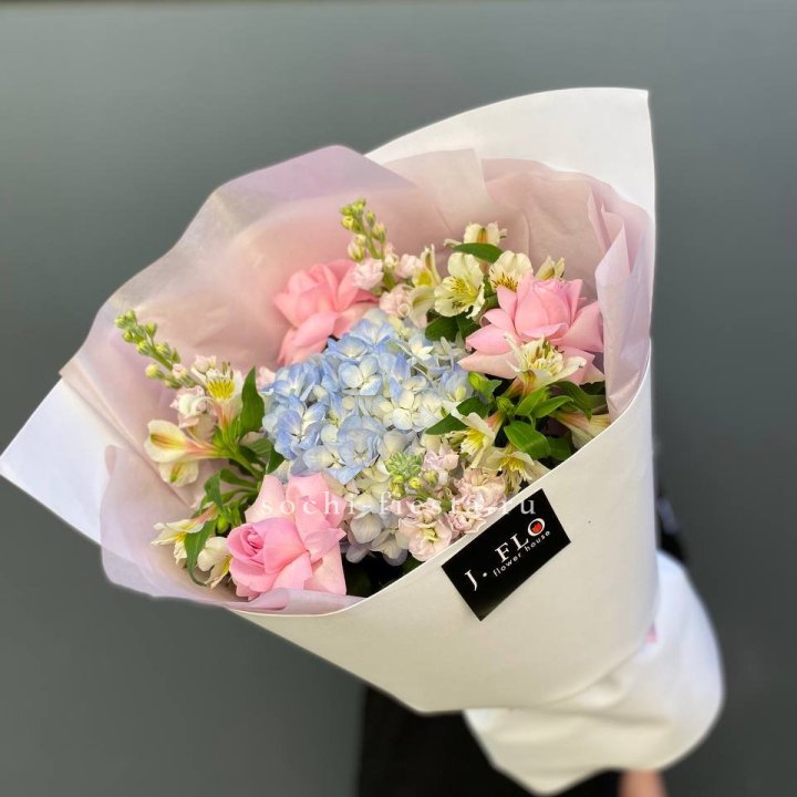  Букет "Teona" в Хосте и Кудепсте