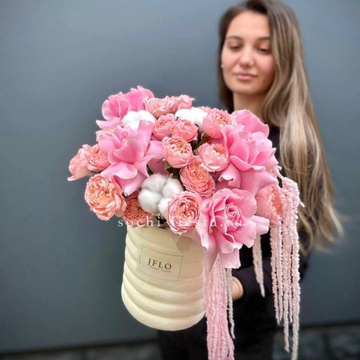 Дизайнерский бокс "Barbee" в Хосте и Кудепсте