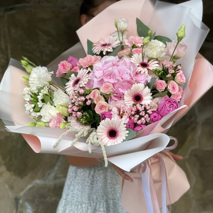 Авторский букет Peach в Хосте и Кудепсте