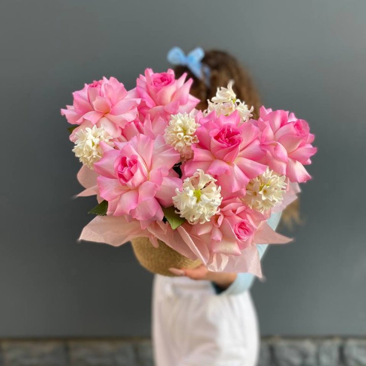 Дуо розы и гиацинты в Хосте и Кудепсте