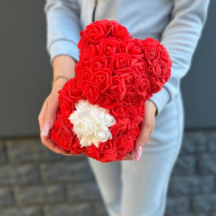 Медведь с белым сердцем в Хосте и Кудепсте