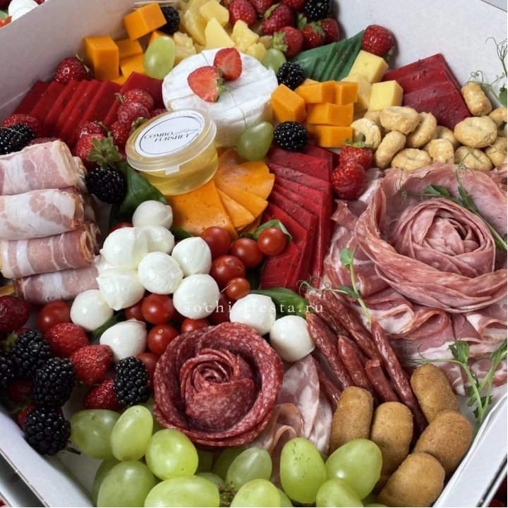 Бокс «Классика гастрономии» в Хосте и Кудепсте