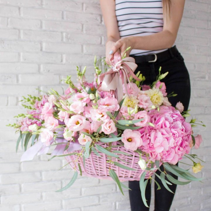 Авторская корзина XXL с доставкой в Хосте и Кудепсте