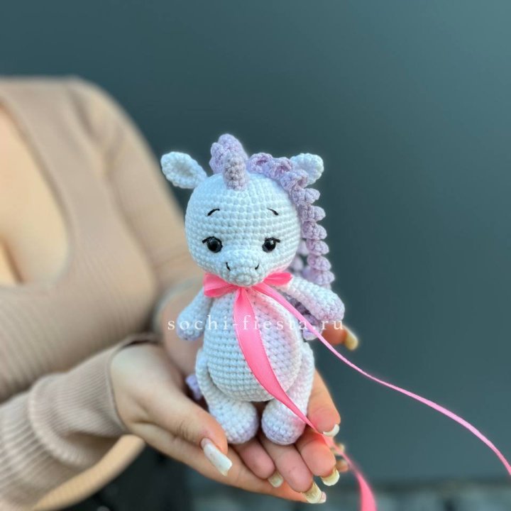 Единорог ручной работы в Хосте и Кудепсте