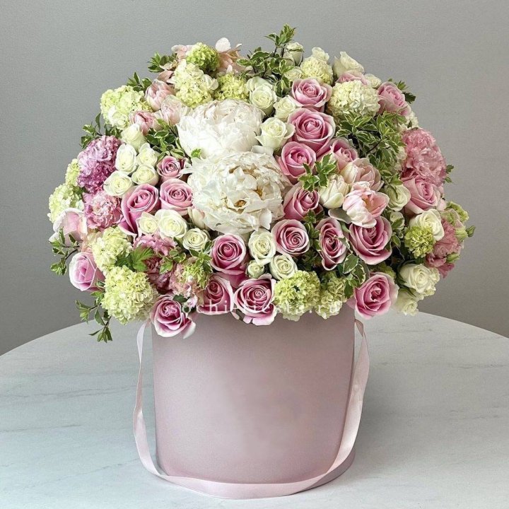 Цветочный бокс "Фантастик" в Хосте и Кудепсте