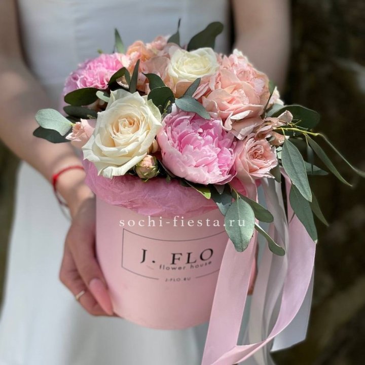 Цветочный бокс Mini №1 в Хосте и Кудепсте