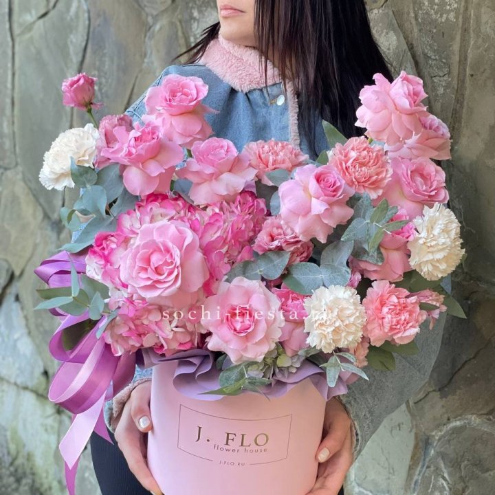 Цветочный бокс Esmiralda в Хосте и Кудепсте