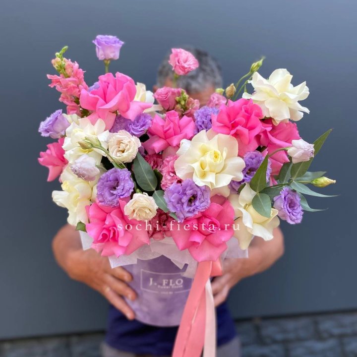 Цветочный бокс Saona в Хосте и Кудепсте