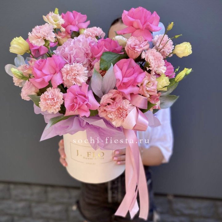 Цветочный бокс Salma в Хосте и Кудепсте