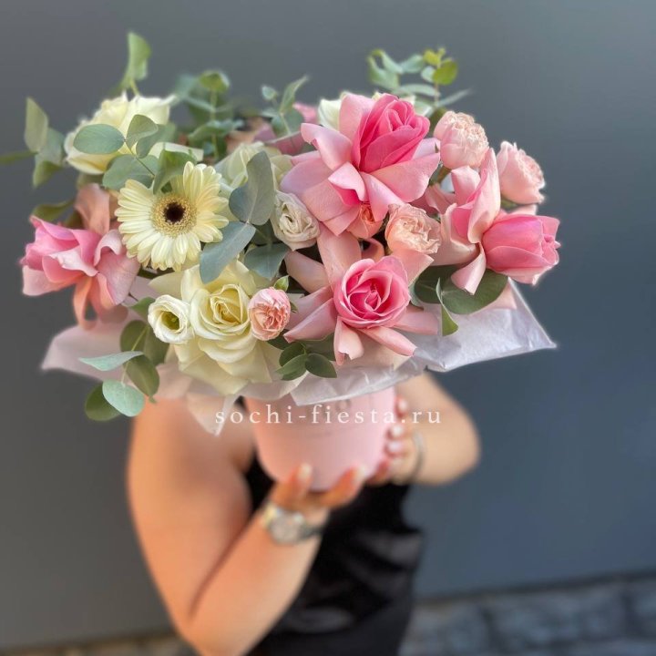  Коробочка  " Полу месяц" в Хосте и Кудепсте