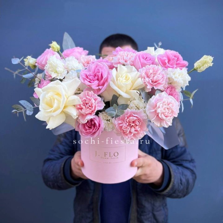 Цветочный бокс "Pamela" в Хосте и Кудепсте