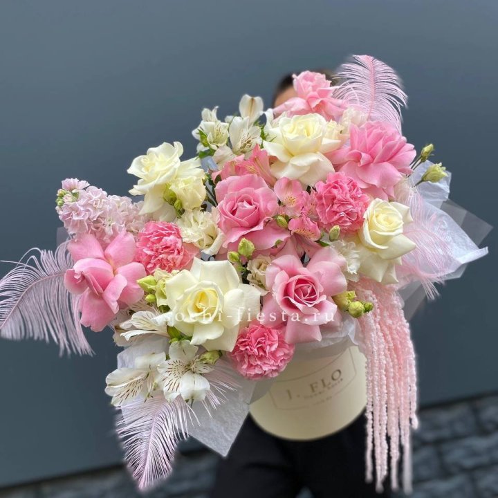 Дизайнерский бокс "Lovely" в Хосте и Кудепсте