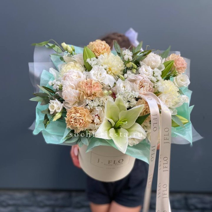 Дизайнерский цилиндр "Amvile" в Хосте и Кудепсте