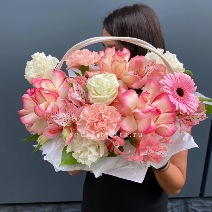 Летняя корзина №2 с доставкой в Хосте и Кудепсте