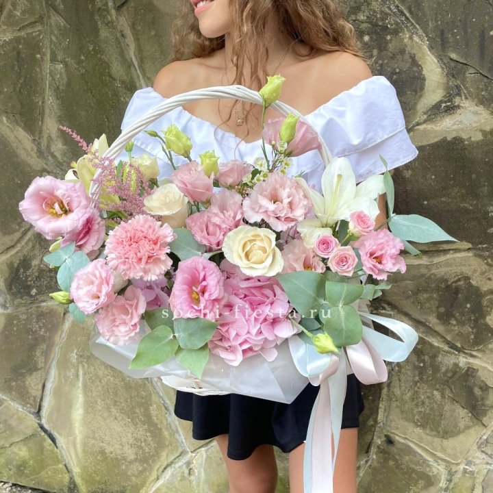 Авторская корзина Mia в Хосте и Кудепсте