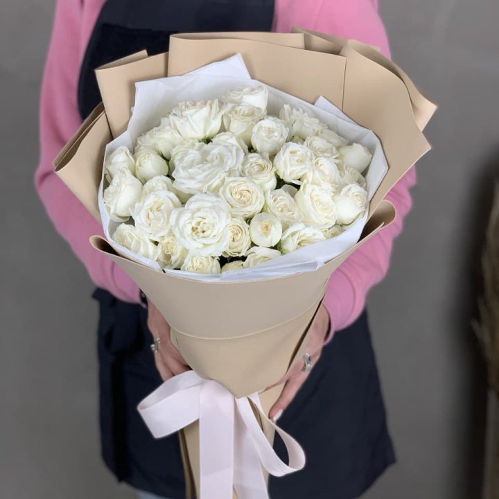 Lady Bombastik Pionka  в Хосте и Кудепсте