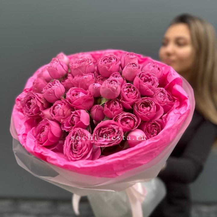 Букет из пионовидных роз  в Хосте и Кудепсте