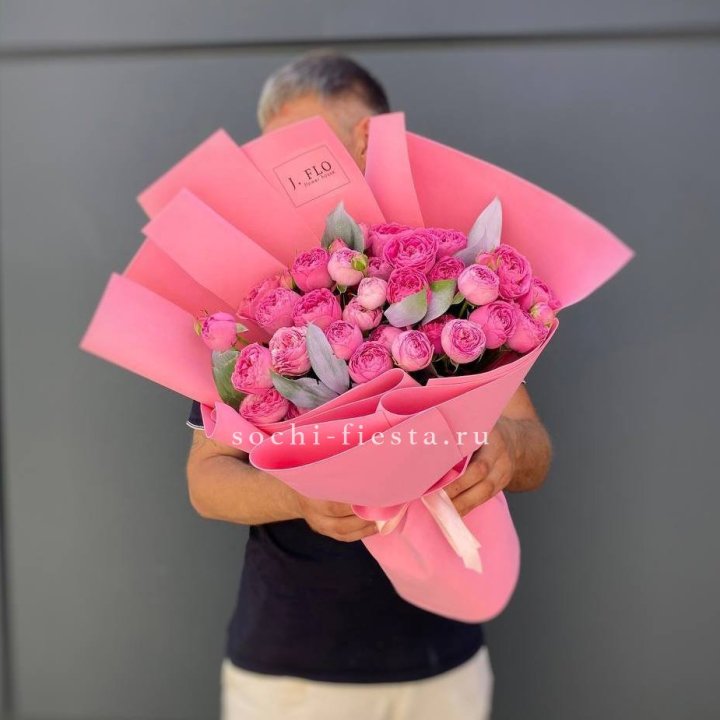 Пионовидные розы Bubbles №2 с доставкой в Хосте и Кудепсте